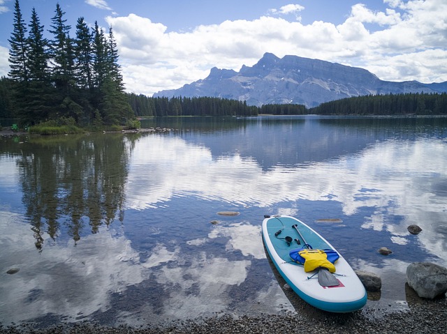 Free Banff Two Jack Lake photo and picture