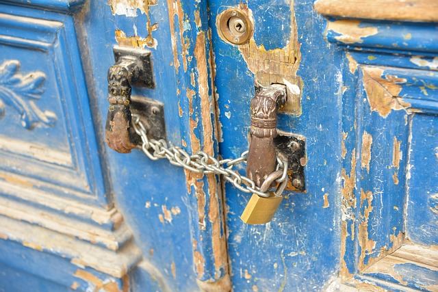 Free Door Lock Building photo and picture