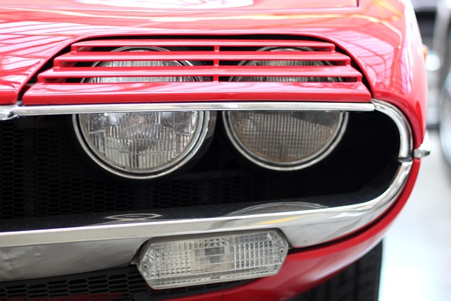 Free Alfa Romeo Montreal photo and picture