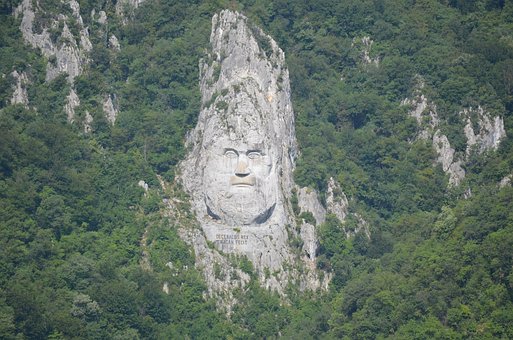 Free Decebalus Mountain photo and picture