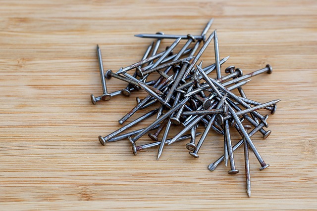 Nägel, Stapel, Metall