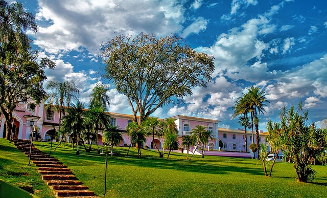 Free Hotel Vacation photo and picture