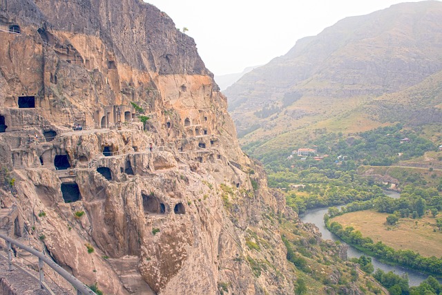 Free Georgia Vardzia photo and picture