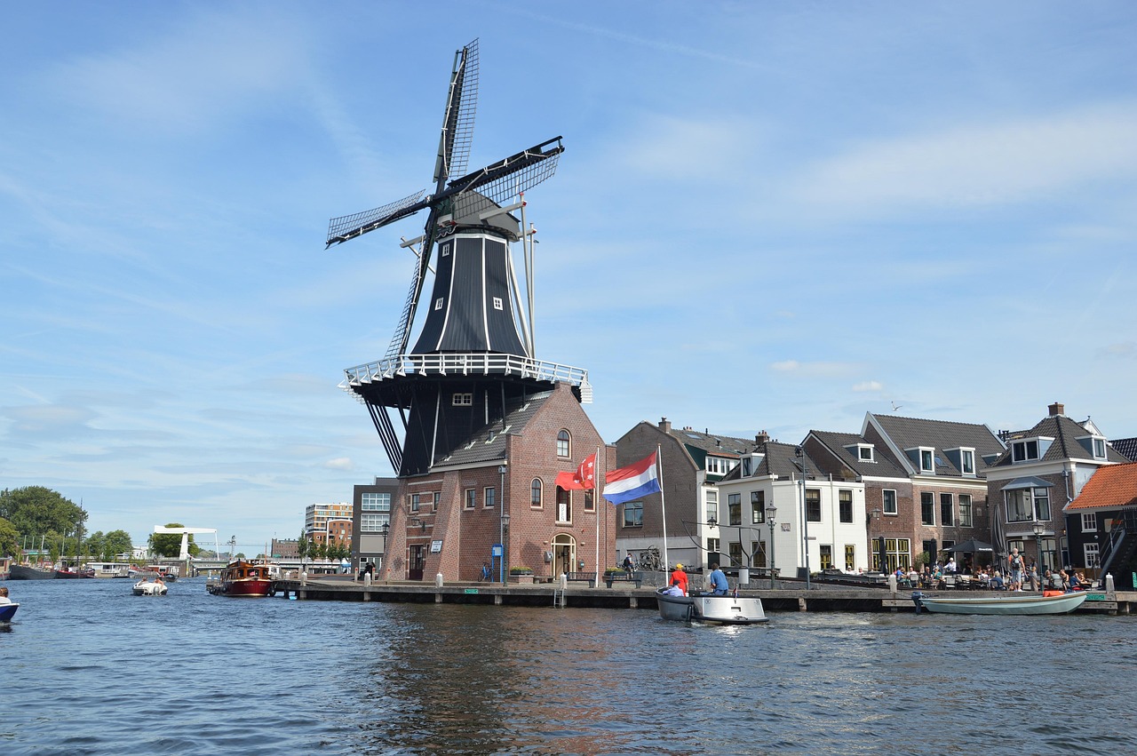 Holland - free online jigsaw puzzle photo