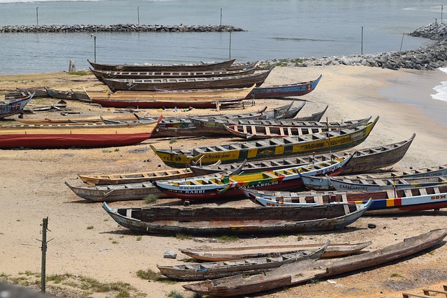 Free Fishing Boats Ghana photo and picture