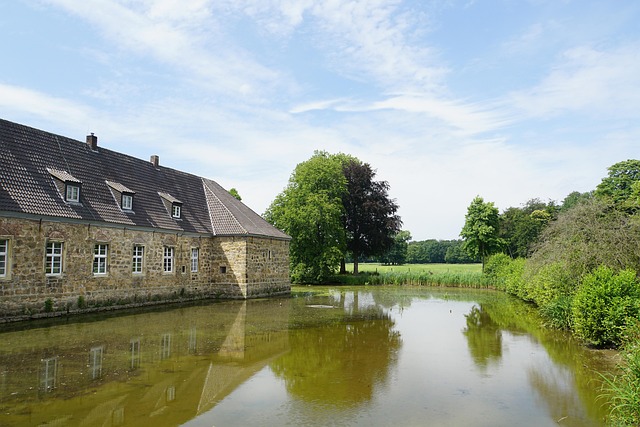 Free Castle Water Lock photo and picture