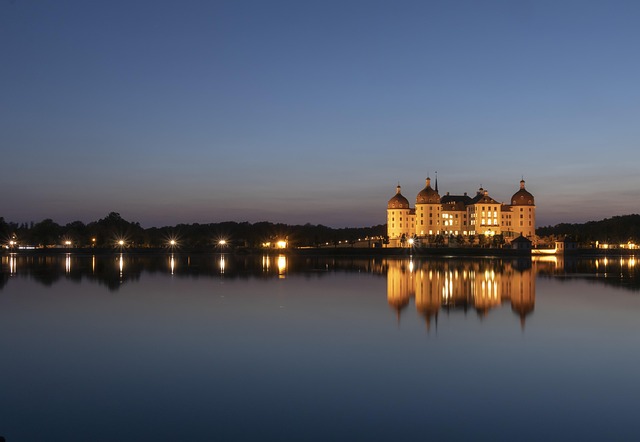 Free Moritz Castle Blauhimel photo and picture
