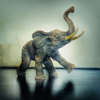 Free Elephant Statue photo and picture
