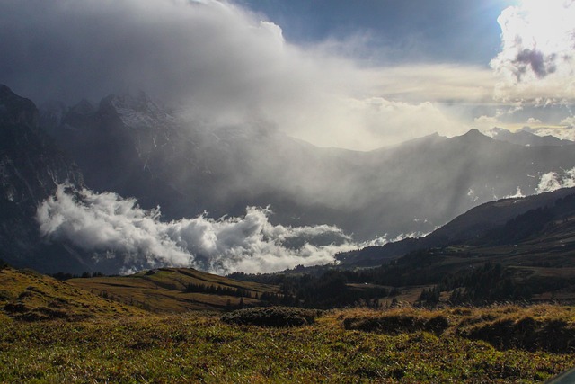 Free Mountains Clouds photo and picture