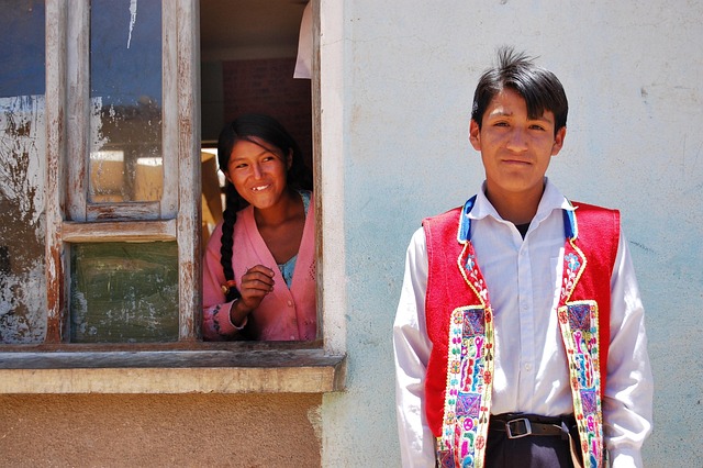 Bolivia, Uddannelse, Køn, Oprindelige