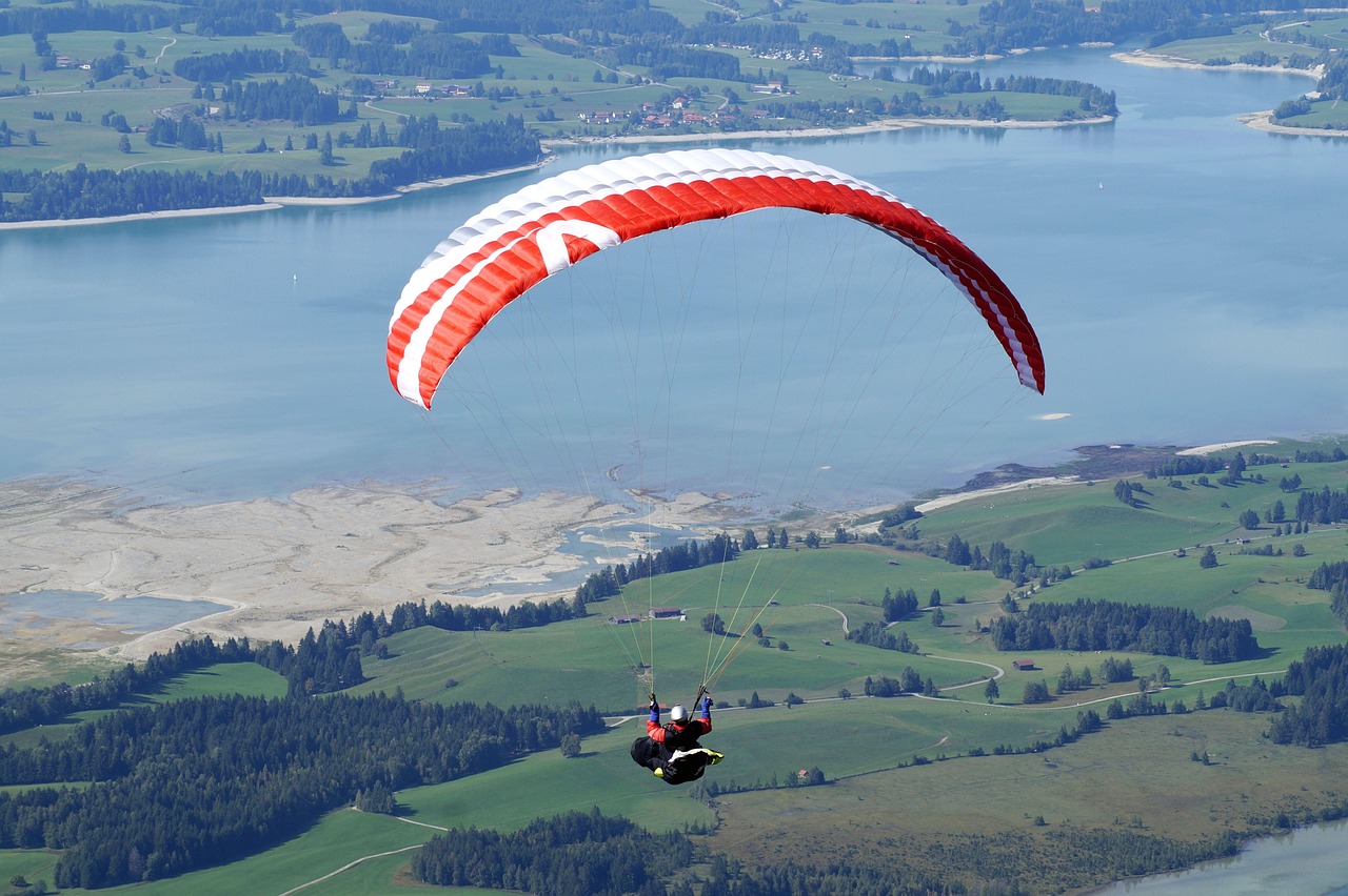 Paragliding Flying Air Sports - Free photo on Pixabay
