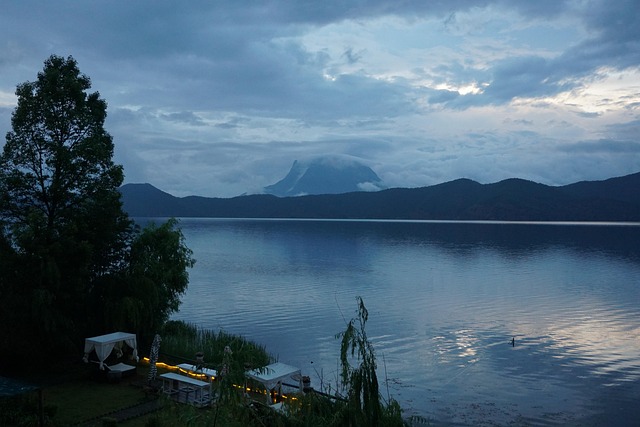 Free Lake Nature photo and picture