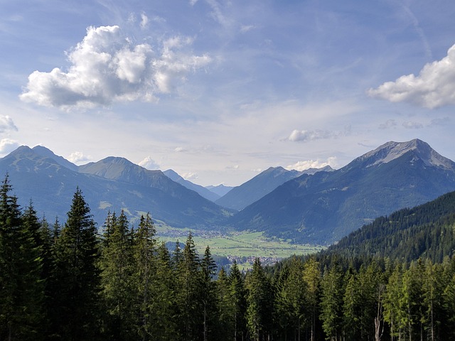 Free Austria Land photo and picture