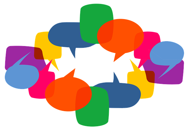 Free social media communication balloons illustration