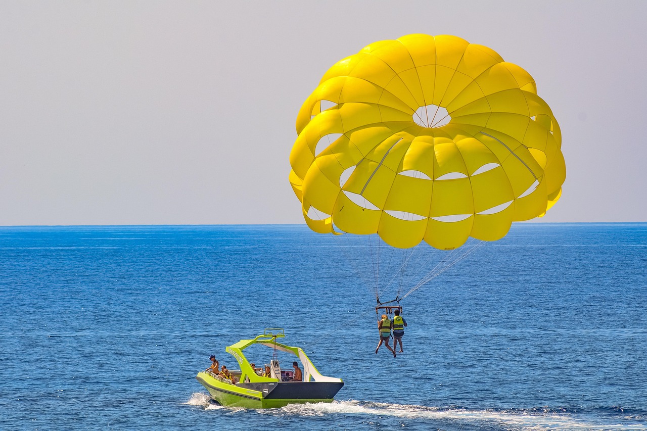 Parachute - free online jigsaw puzzle photo