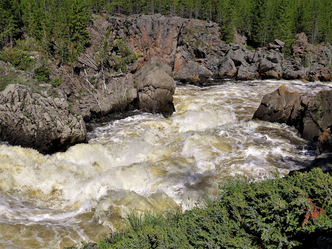 санки водопад кобелякские пороги фото помидорами меня