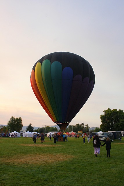 Free Hot Air Balloon Balloon photo and picture