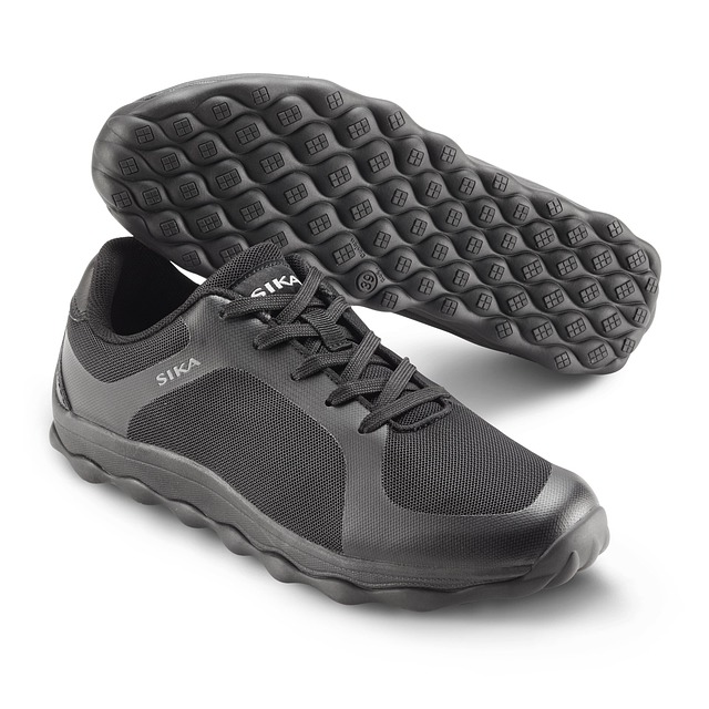 Free Hair Shoes Black Service Shoes photo and picture