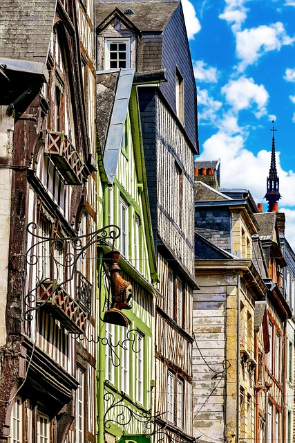 Free Studs Rouen photo and picture