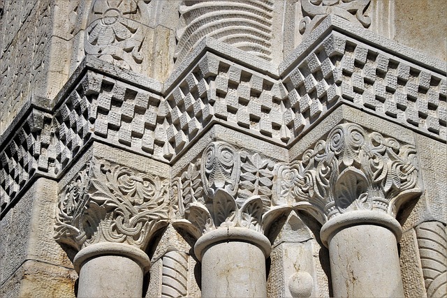 Free Facade Columns photo and picture
