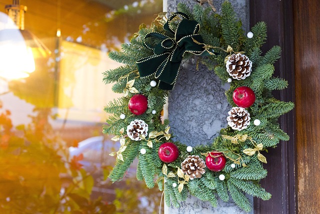 Free Christmas Wreath Christmas photo and picture