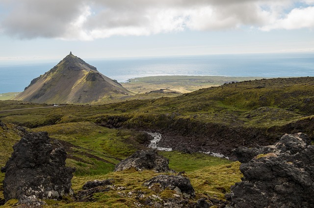 Free Iceland Hike photo and picture