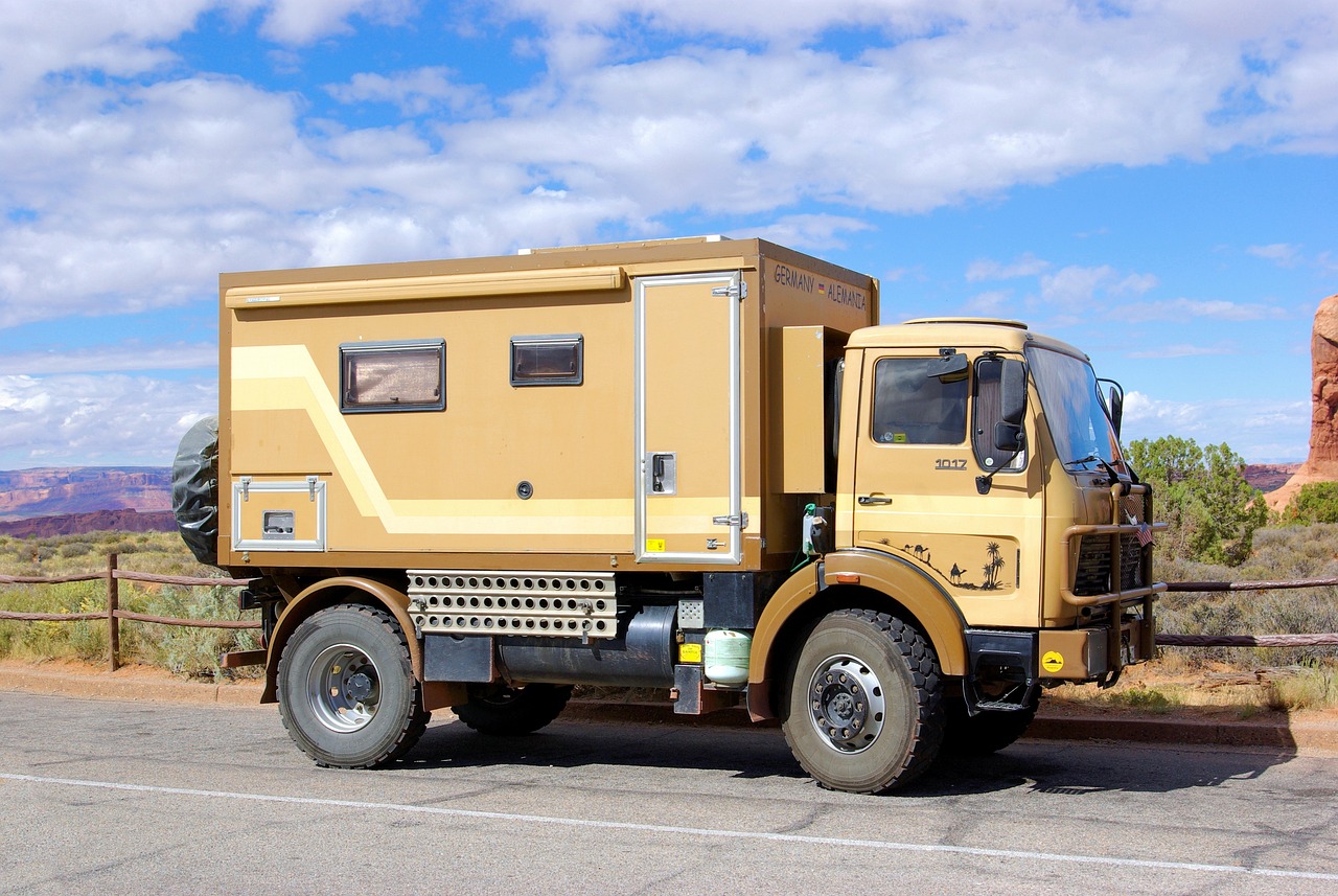 Expedition Vehicle In Arches - Free photo on Pixabay