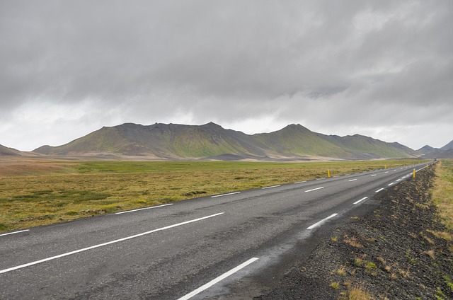 Free Iceland Mountains photo and picture