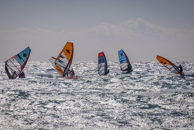 Free Windsufing Ocean photo and picture