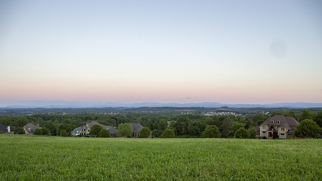 Free Mountain Valley photo and picture