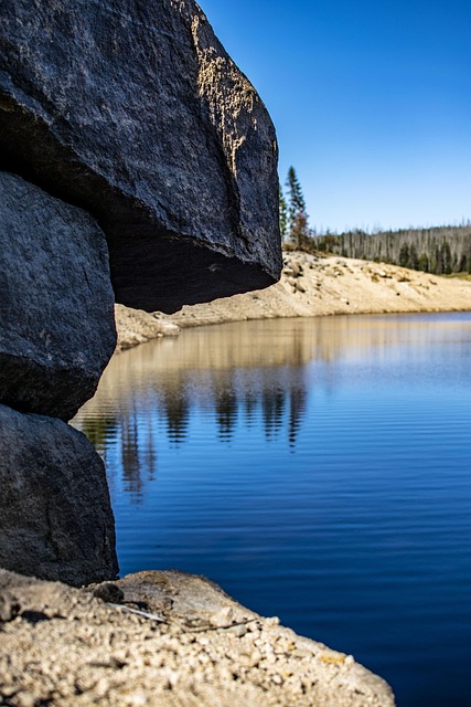 Free Lake Scenic photo and picture