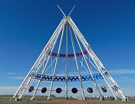 Saamis, Tipi, Hyldest, Telt, Tradition