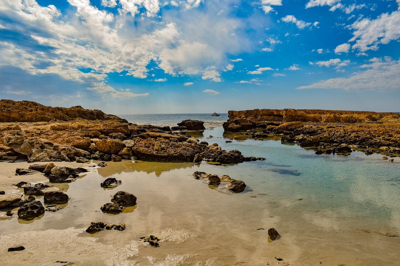 Costa Rocosa Reflejando Paisaje - Foto gratis en Pixabay - Pixabay