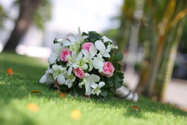 Free Wedding Flowers Bouquet photo and picture