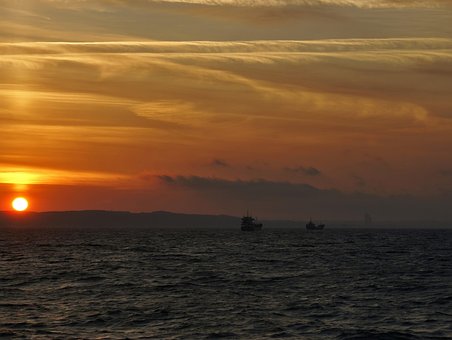 Meer, Schiffe, Sonnenuntergang