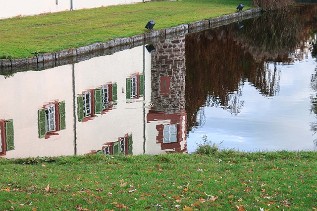 Free Reflection Castle photo and picture