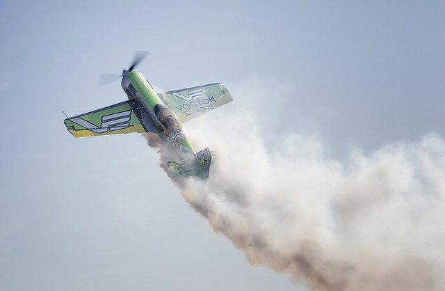 Free Plane Air Show photo and picture
