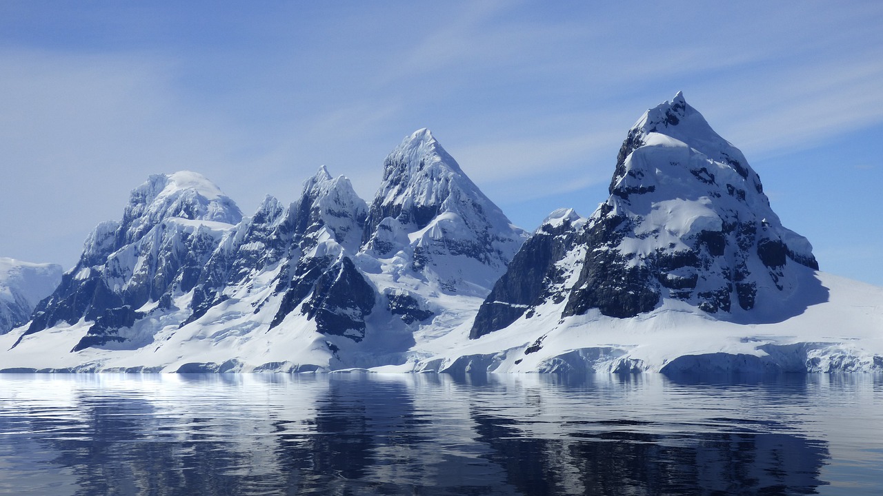 592,474 Ice Mountain Stock Photos - Free &amp; Royalty-Free Stock ...