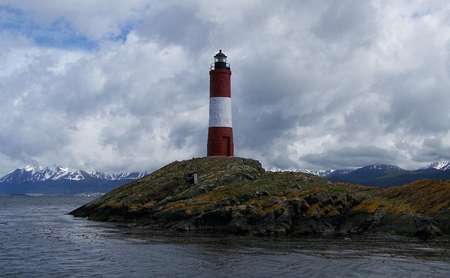 Free Lighthouse Beagle Canal photo and picture