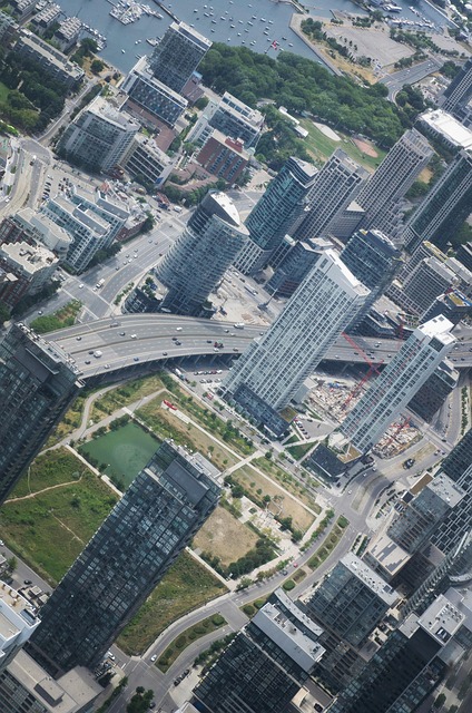 Free Skyscraper Building photo and picture
