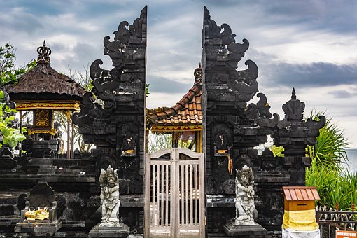 Tanah Meget, Tanah Lot Templet, Indgang
