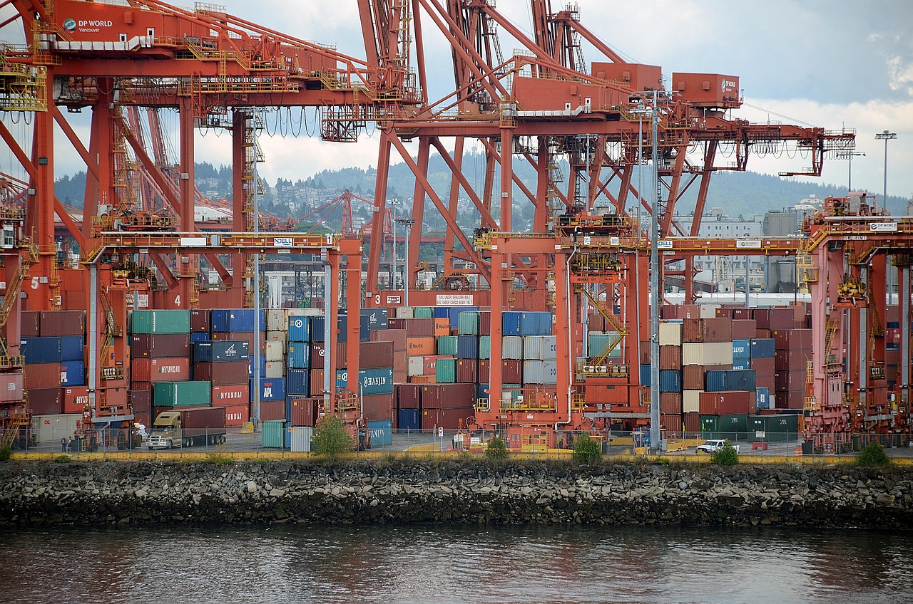 Shipping - free online jigsaw puzzle photo