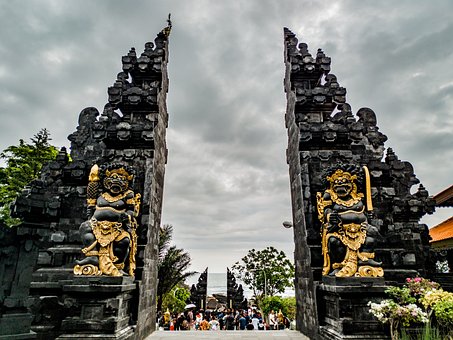 Tanah Meget, Tanah Lot Templet, Indgang