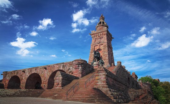 Barbarossa Memorial, Barbarossa Monument
