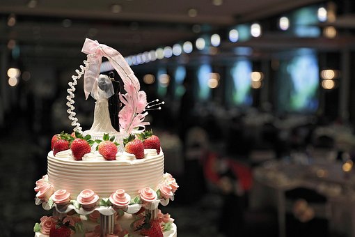 Free Wedding Cake photo and picture
