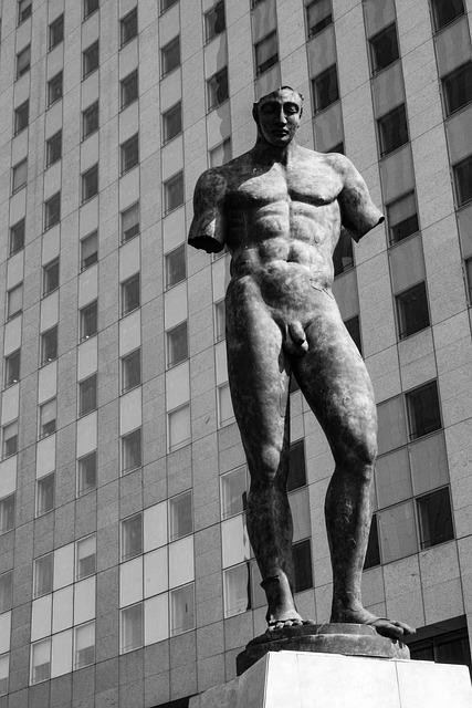 Free Statue Man photo and picture