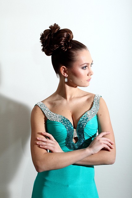Free Young Woman Model photo and picture