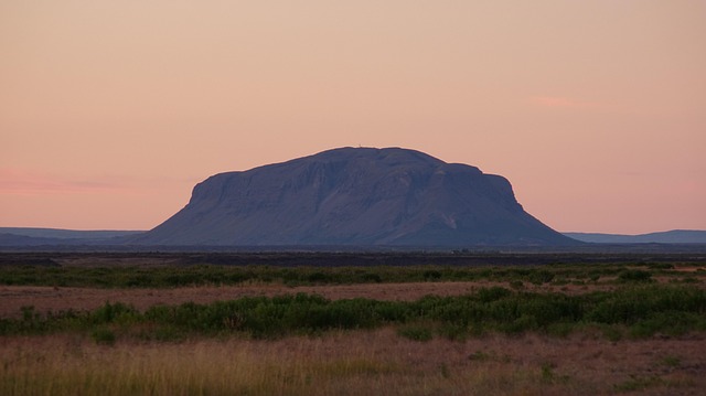 Burfell, Islandia, Sol De Medianoche