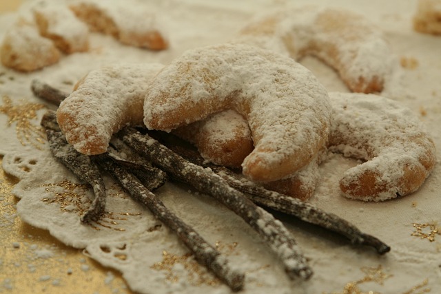 Free Vanillekipferl Cookies photo and picture