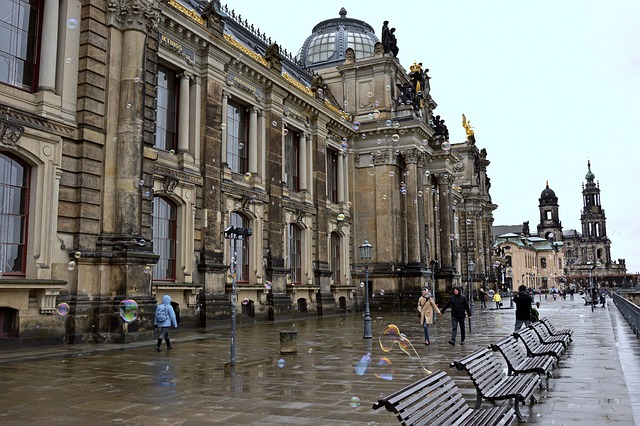 Free Architecture Houses photo and picture